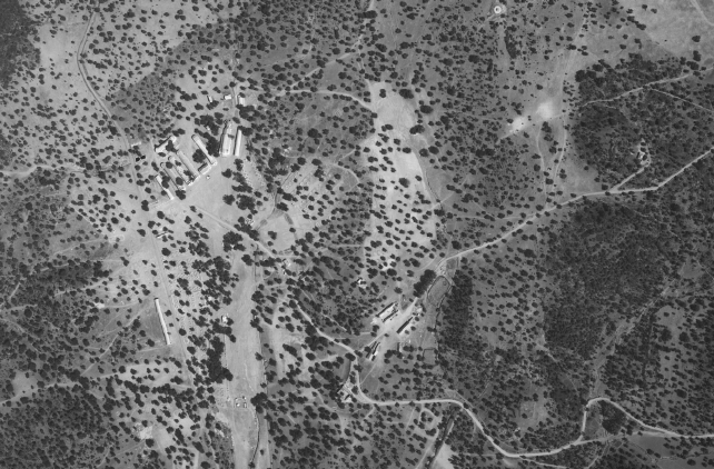 Fotograma del campamento militar de Cerro Muriano, septiembre de 1962. Fondo CETFA, propiedad del IECA